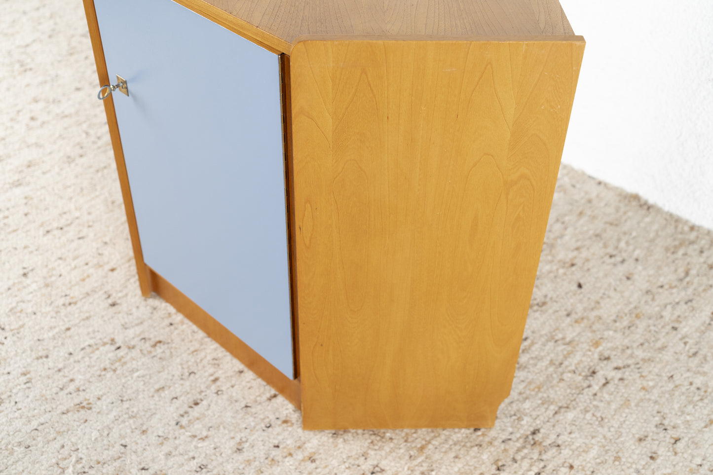 Vintage Eckkommode Eckschrank Holz Blau Rüster DDR Bauhaus Pastell