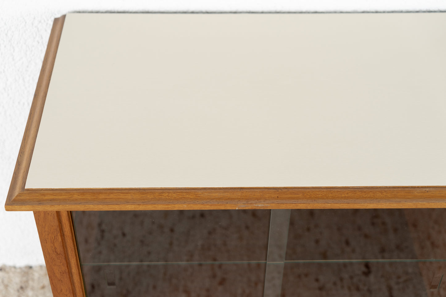 Vintage Kommode Vitrine Sideboard Holz Glas Eiche Pastell Gold Schränkchen