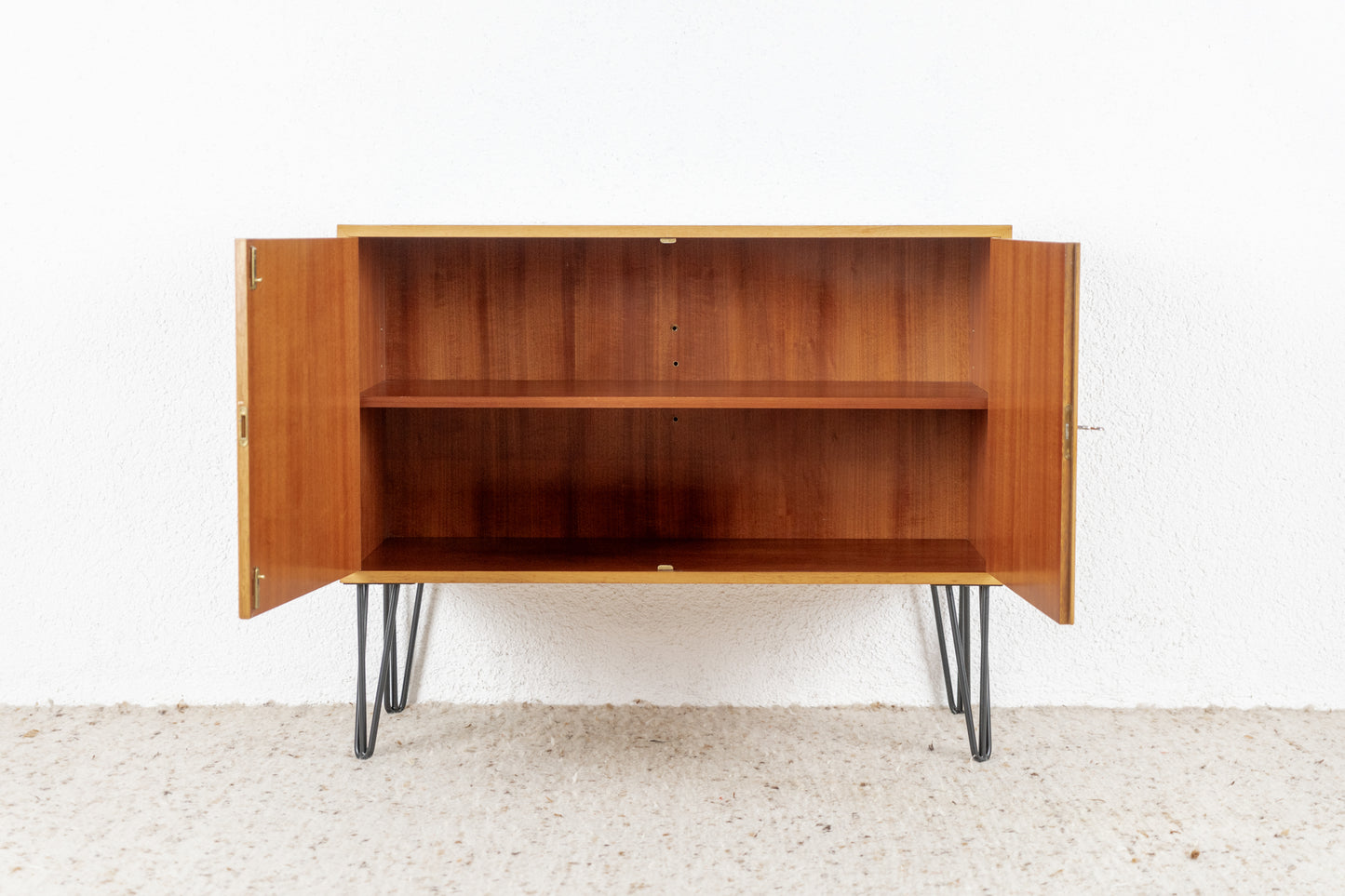 Vintage Kommode Sideboard Mid Century Holz Nuss Pastell Salbei