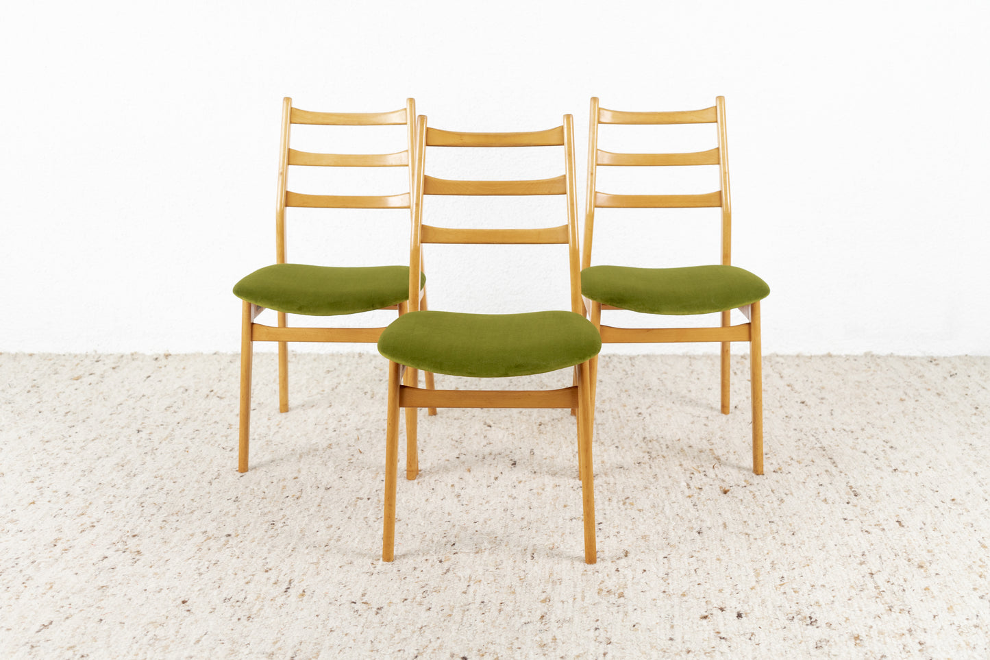 3er Set Vintage Stühle Massivholz Buche Samt Grün Casala Möbel Küche Esszimmer Mid Century