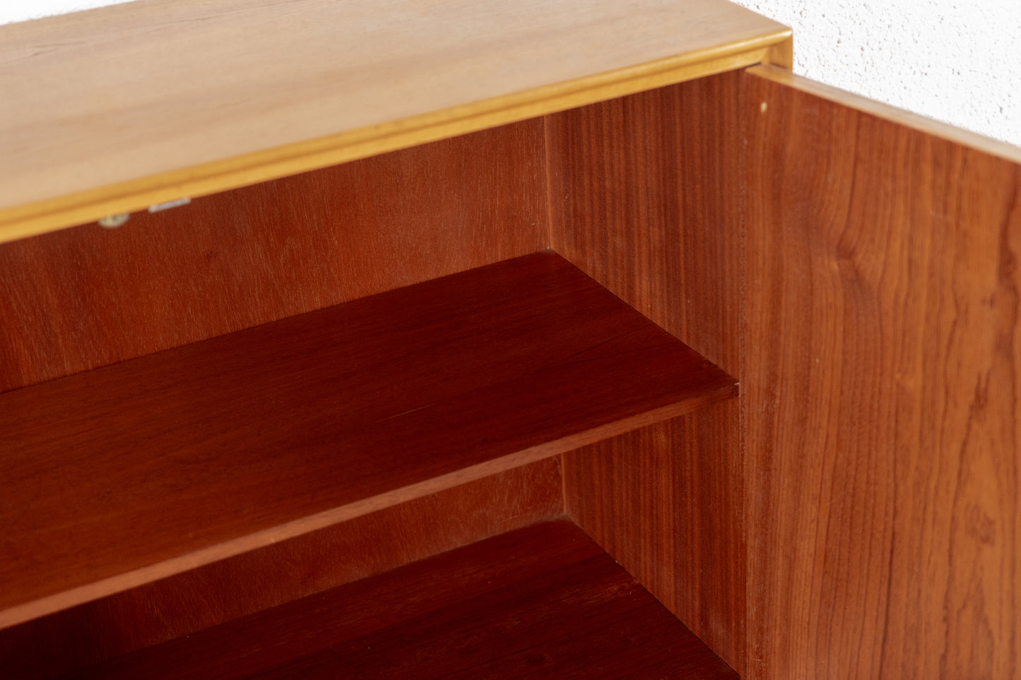 Vintage Kommode Sideboard Mid Century Holz Flieder Rüster