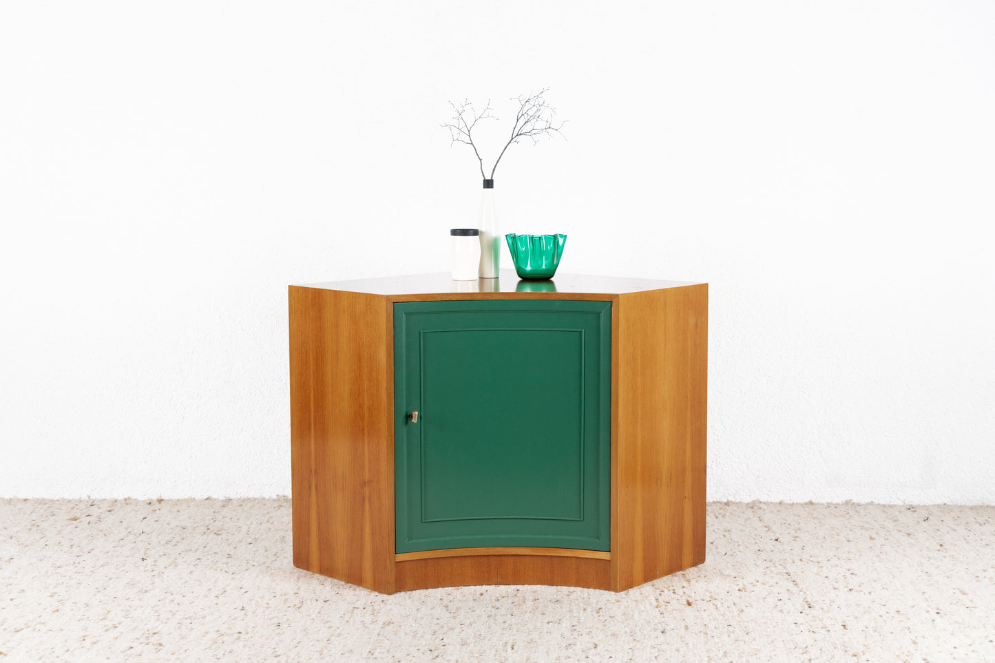 Vintage Eckschrank Eckkommode Holz Nuss Grün