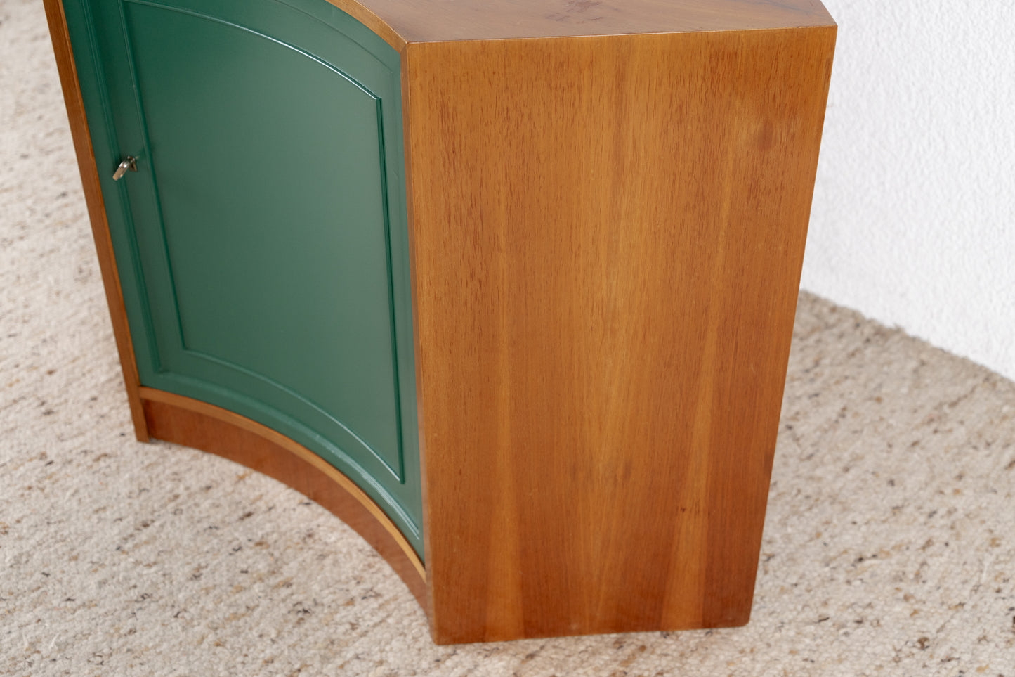 Vintage Eckschrank Eckkommode Holz Nuss Grün