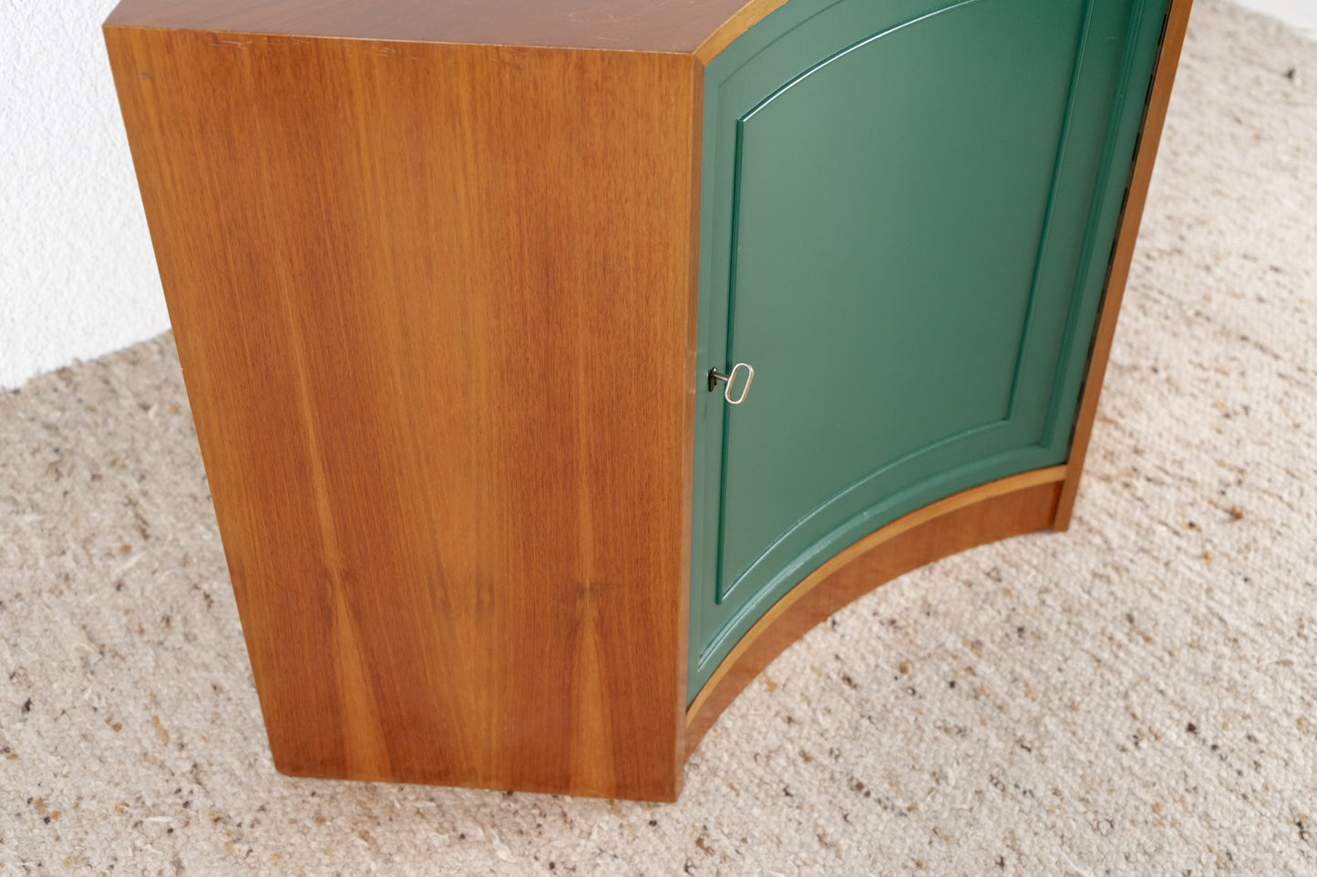 Vintage Eckschrank Eckkommode Holz Nuss Grün