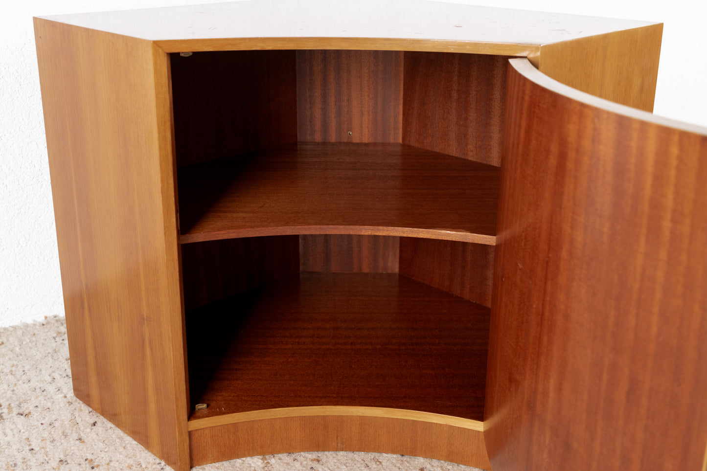 Vintage Eckschrank Eckkommode Holz Nuss Grün