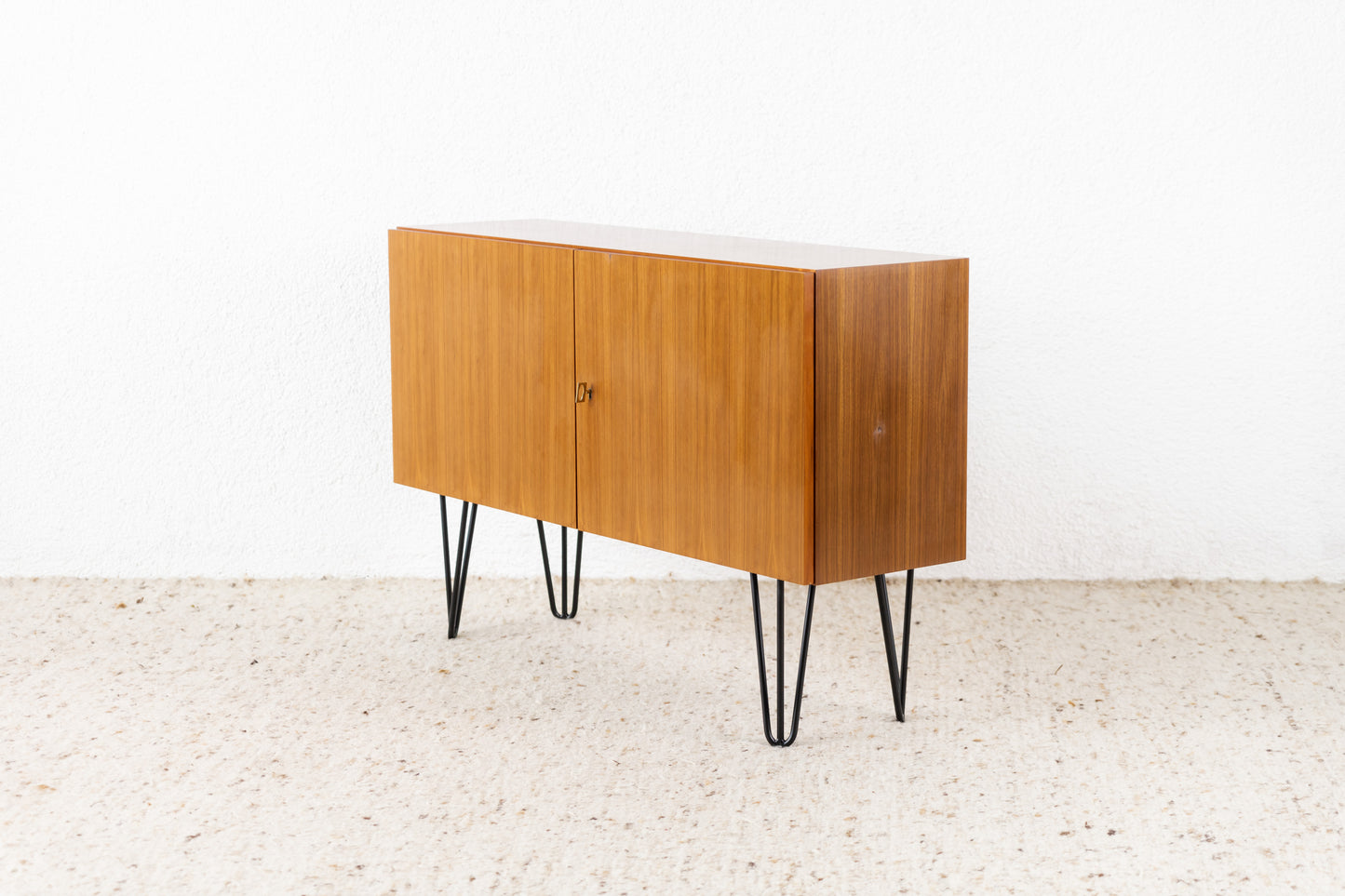Nuss Sideboard