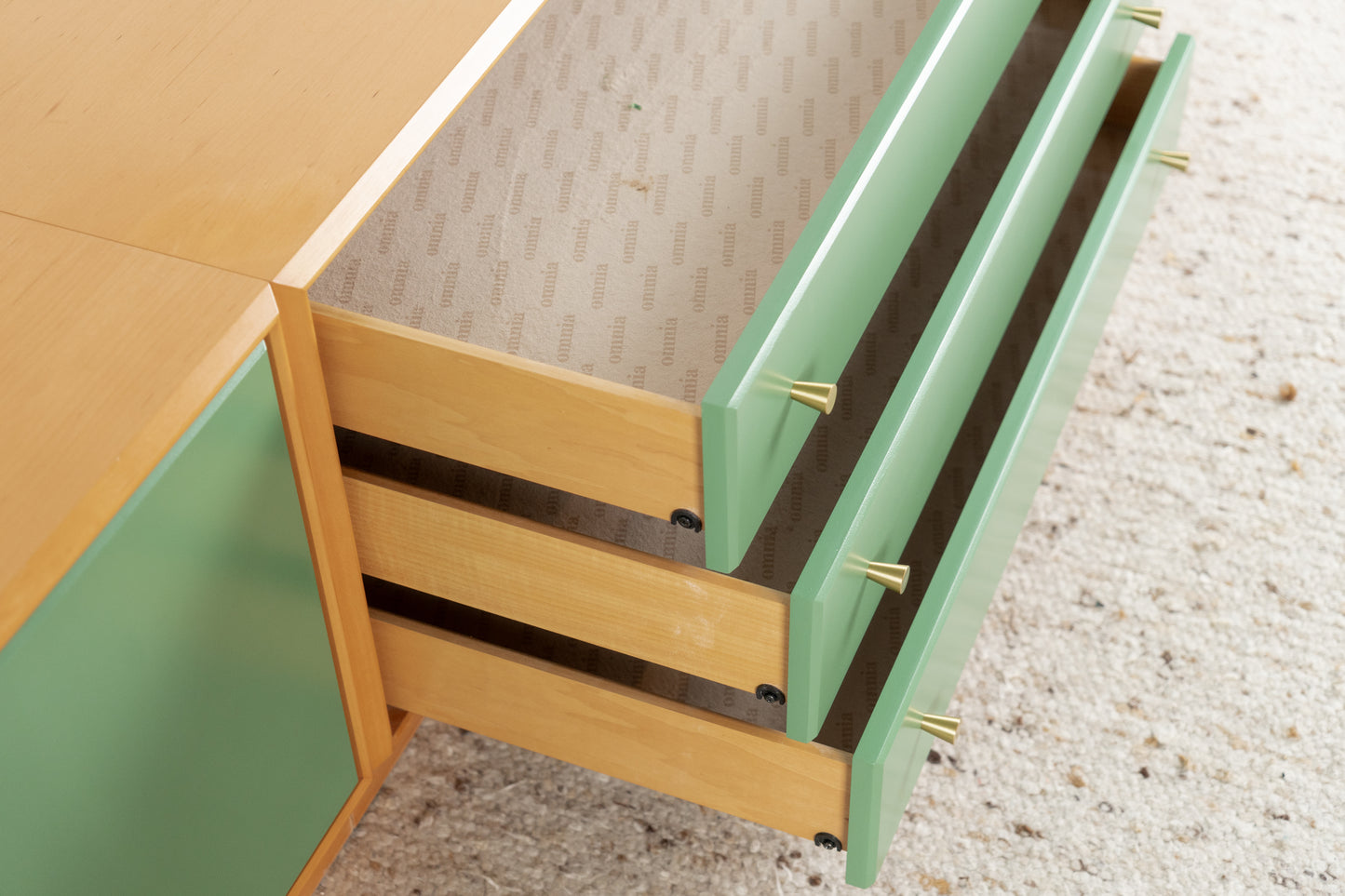 Vintage Sideboard Lowboard Schubladen Kommode Holz Kirsch Omnia Grün