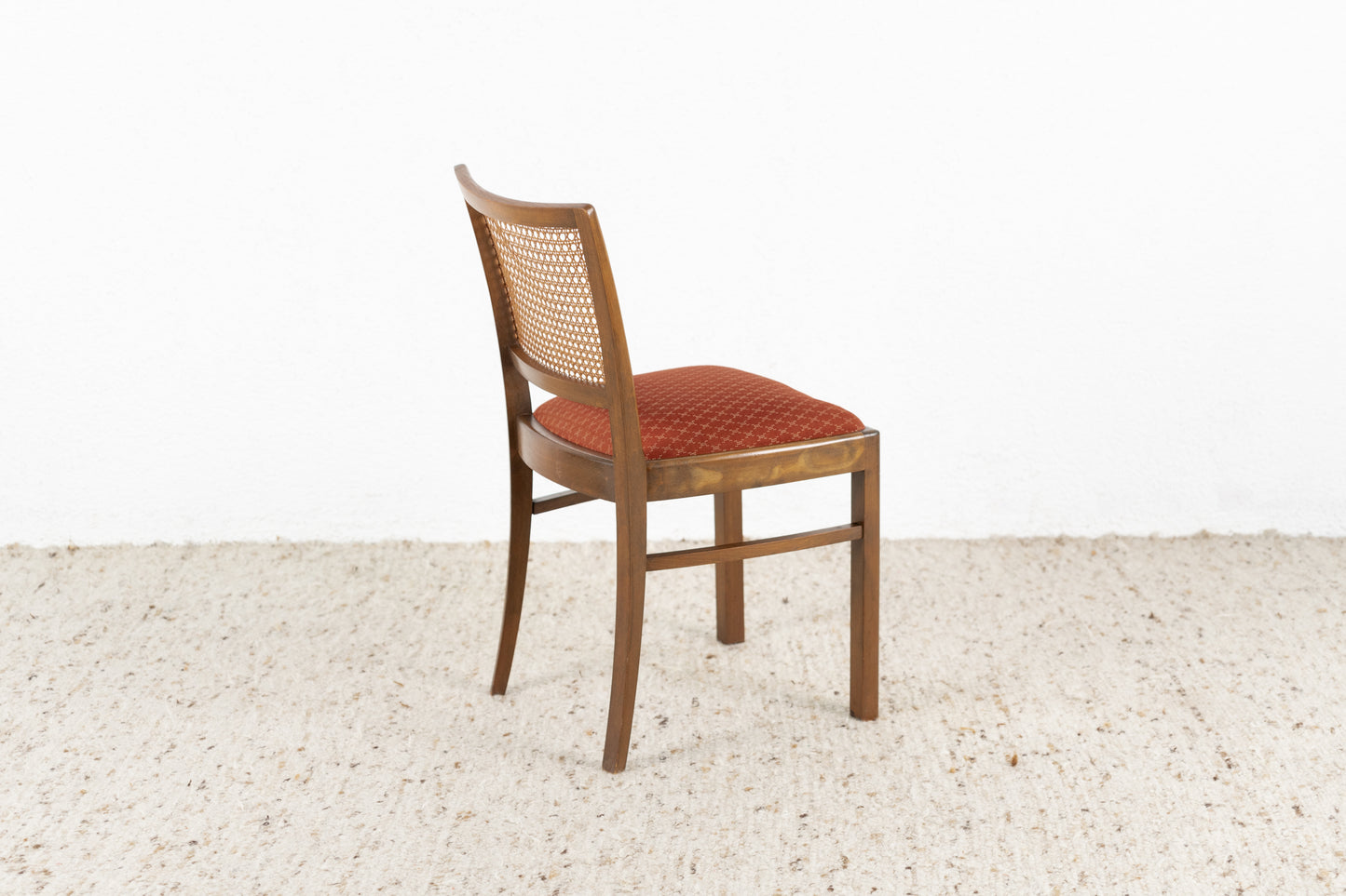 Vintage Stuhl Massivholz Wiener Geflecht Rot Muster Küche Esstisch