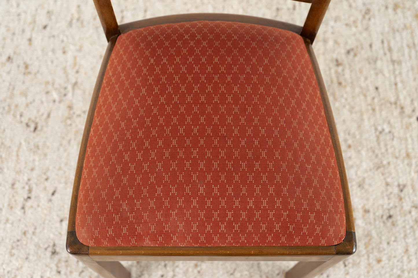 Vintage Stuhl Massivholz Wiener Geflecht Rot Muster Küche Esstisch