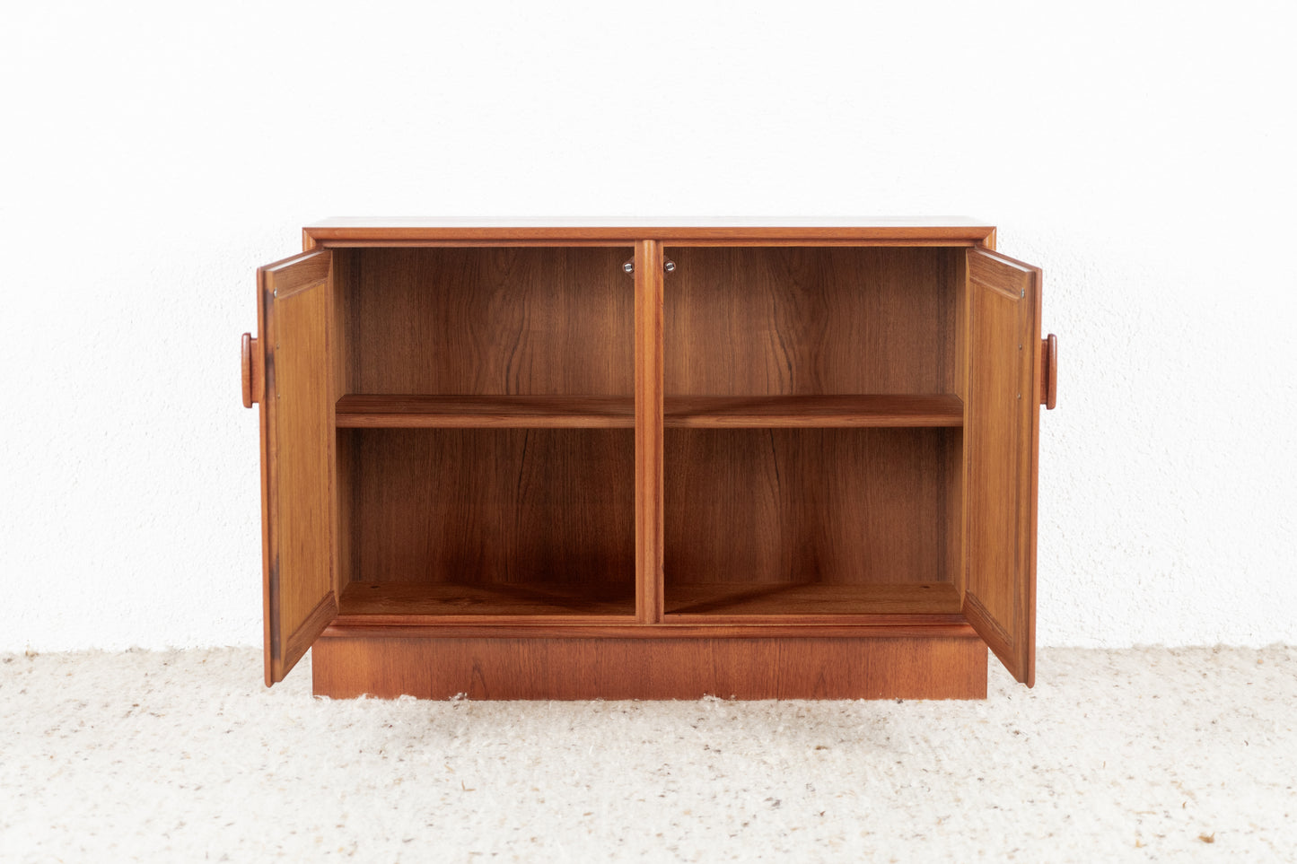 Vintage Kommode Sideboard RT Möbel Holz Teak Mid Century Heinrich Riestenpatt
