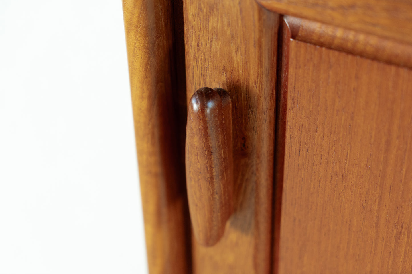 Vintage Kommode Schrank Mid Century Holz Teak RT Möbel
