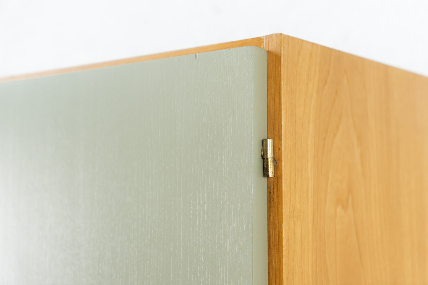 Kleiderschrank