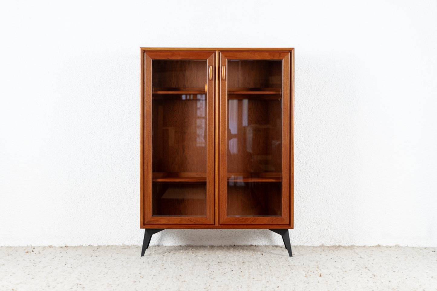 Vintage Vitrine Schrank Kommode Mid Century Holz Teak RT Möbel