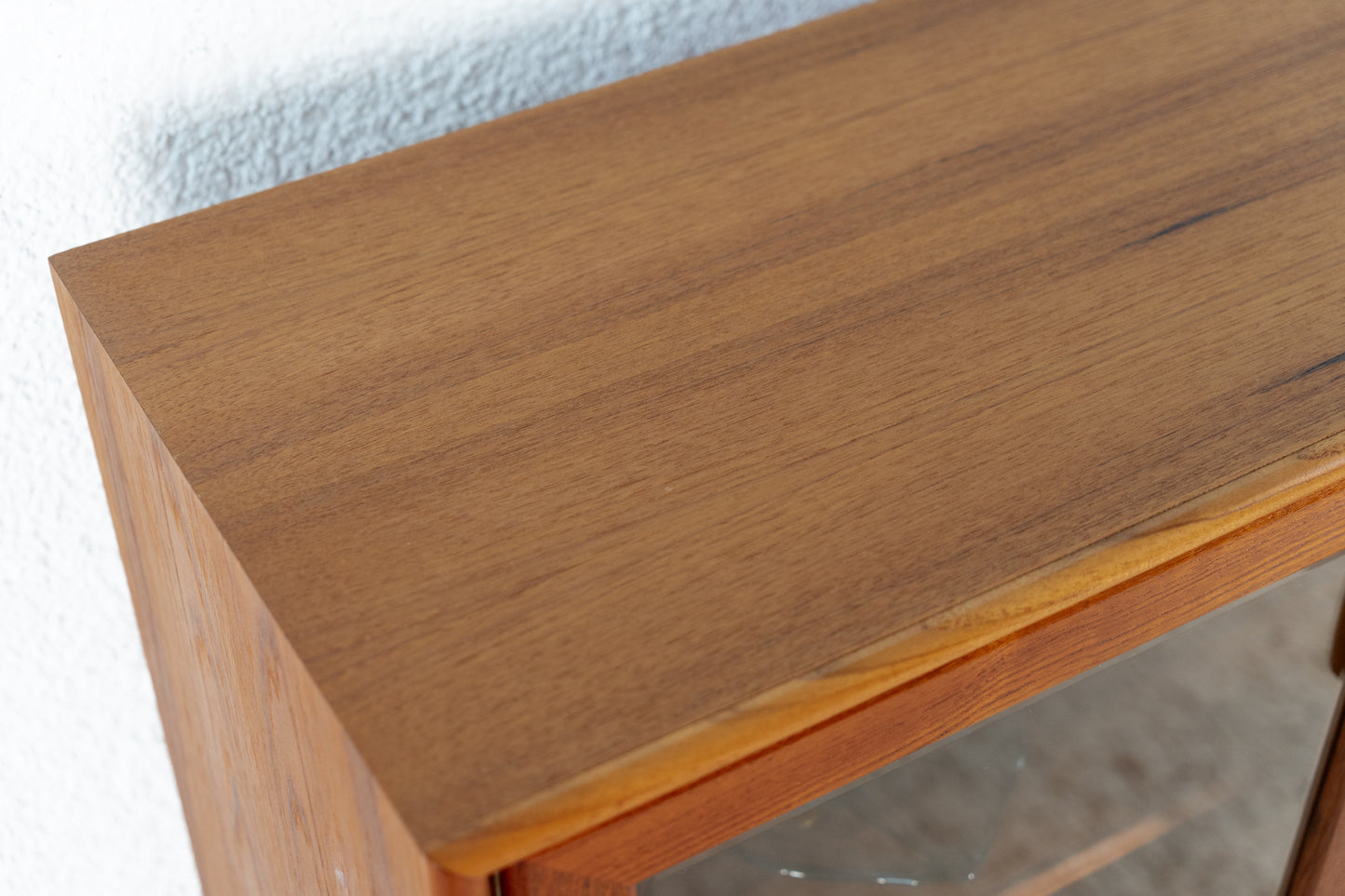 Vintage Vitrine Schrank Kommode Mid Century Holz Teak RT Möbel
