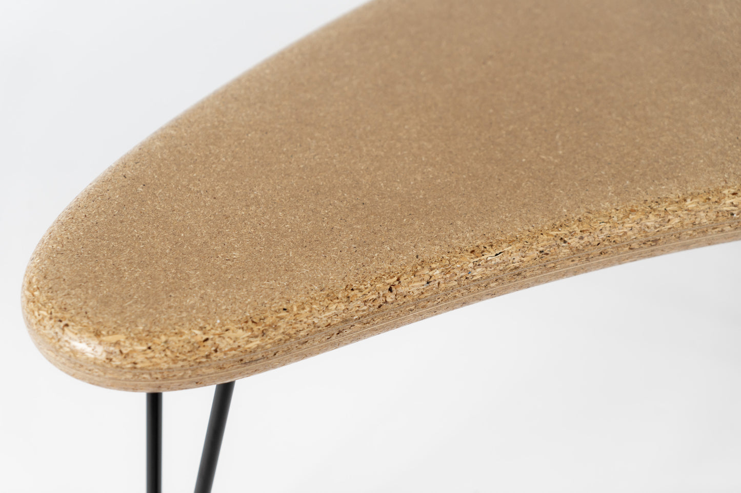 R&F Couchtisch Holz Recycling upcycling organisch Vintage Bestelltisch Coffeetabe Space age