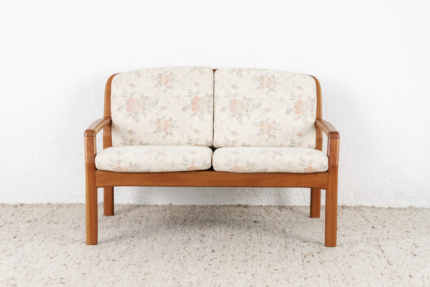 Dayrund Sofa 2 Sitzer Blumen Muster Vintage Holz Couch Sessel