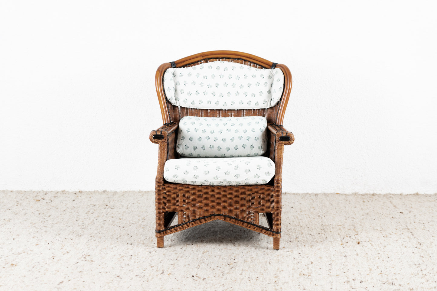 1 von 4 Vintage Sessel Boho Ohrensessel Bambus Balkon Terasse Garten Rattan
