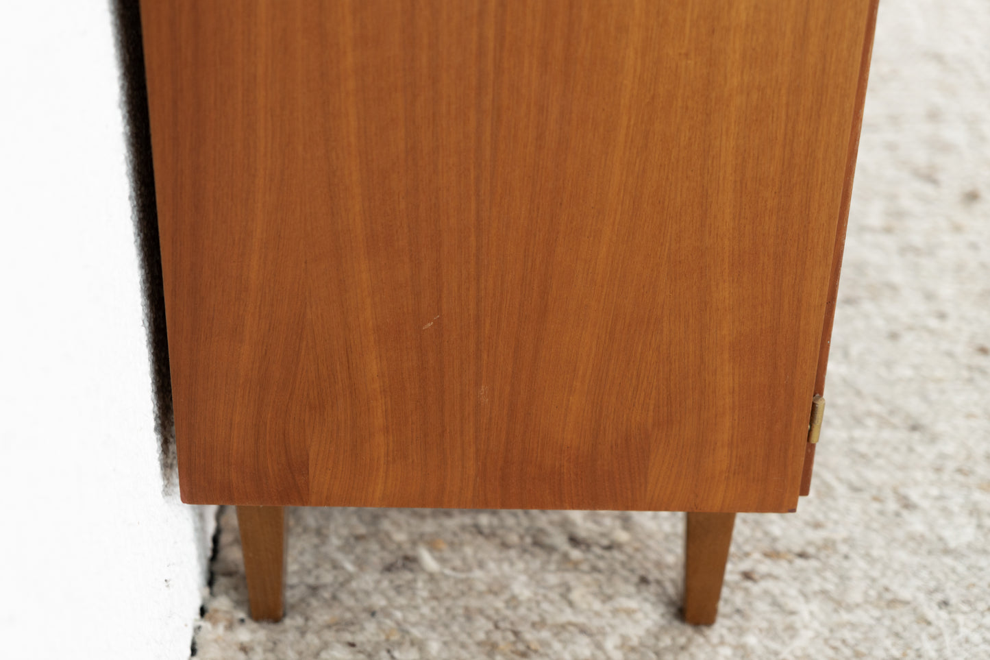 Vintage Kommode Sideboard Schrank Holz Nuss Salbei