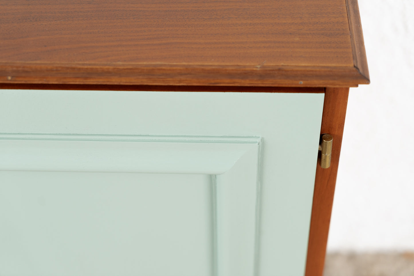 Vintage Kommode Sideboard Schrank Holz Nuss Salbei