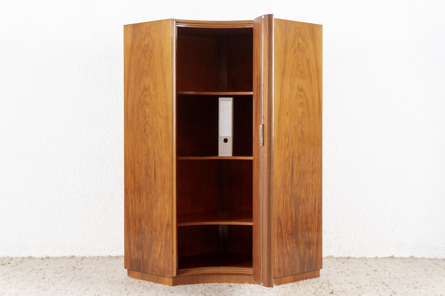 Vintage Schrank Eckschrank Kommode Holz Nuss Mid Century Kleiderschrank