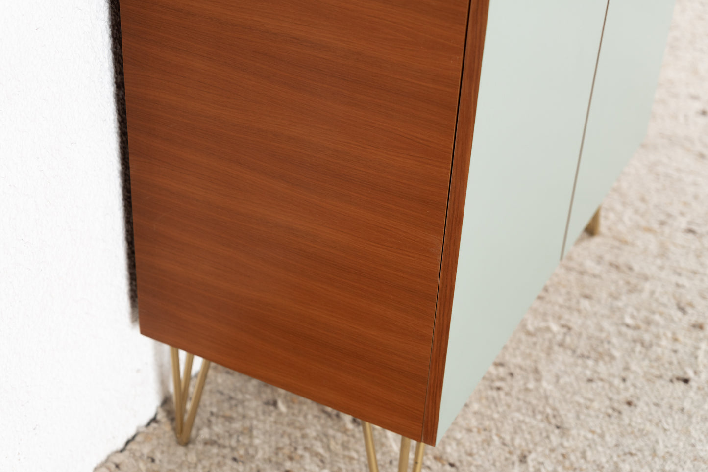 Vintage Schrank Regal Holz Mid Century HWK 1960er Nuss Teak Kommode Salbei Pastell