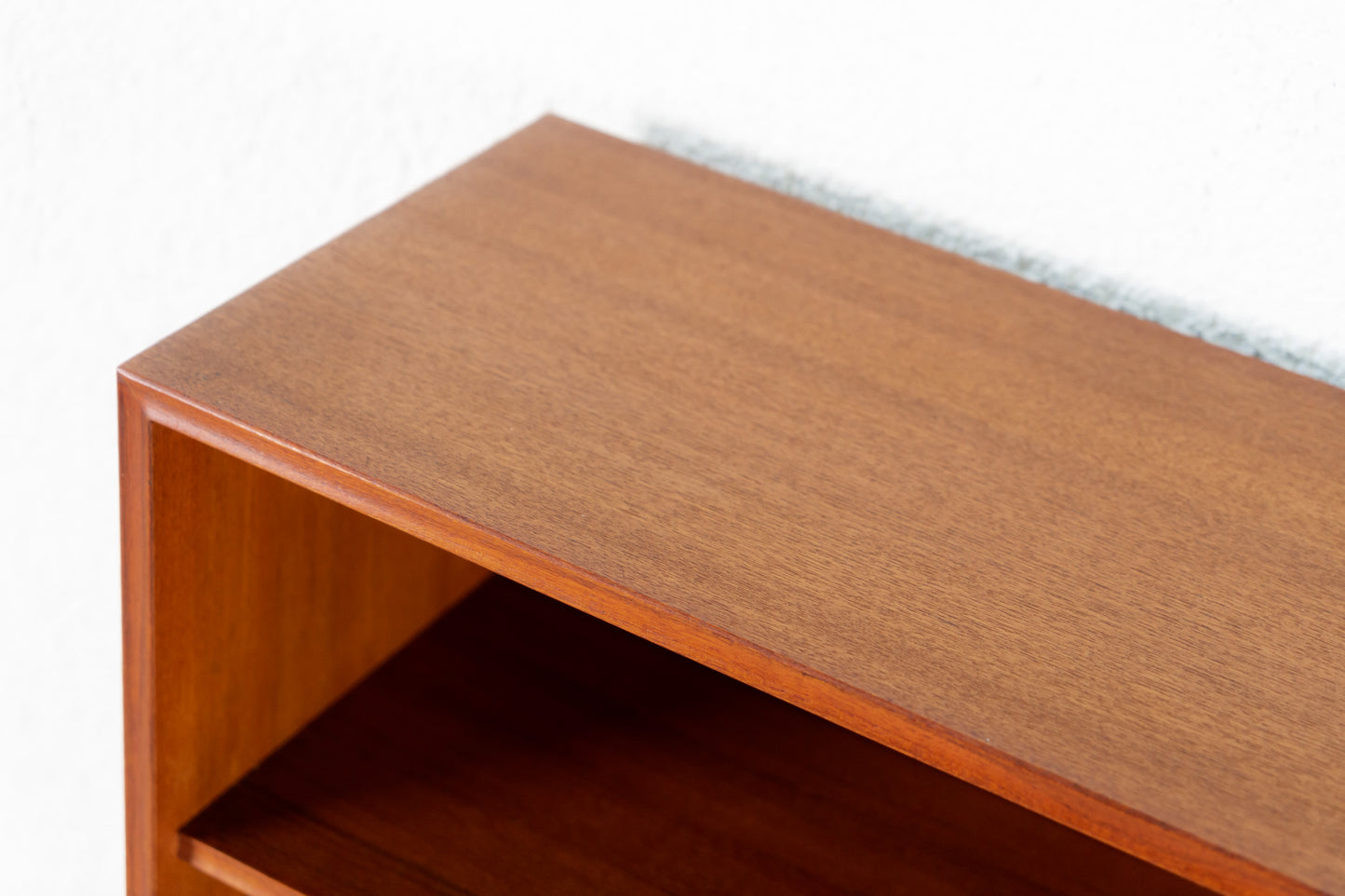 RT Teak Regal