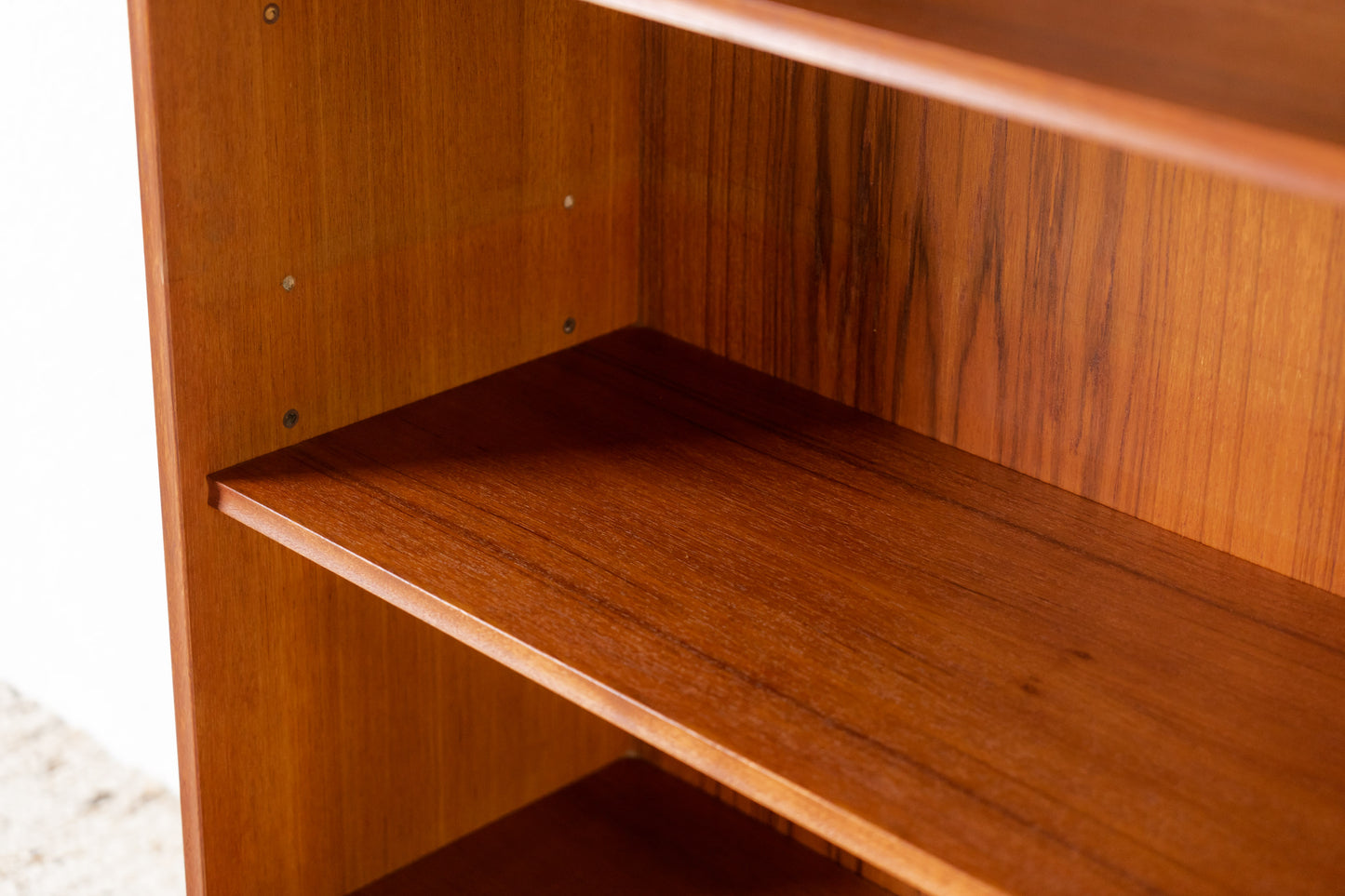 RT Teak Regal