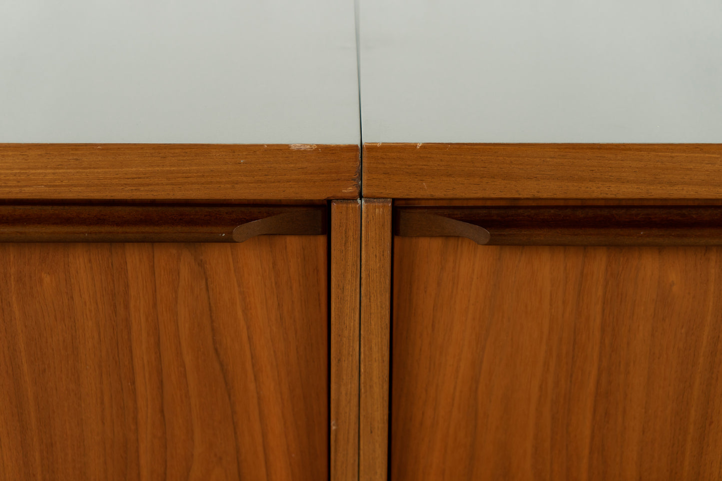 Nuss Schubladen Lowboard / Sideboard