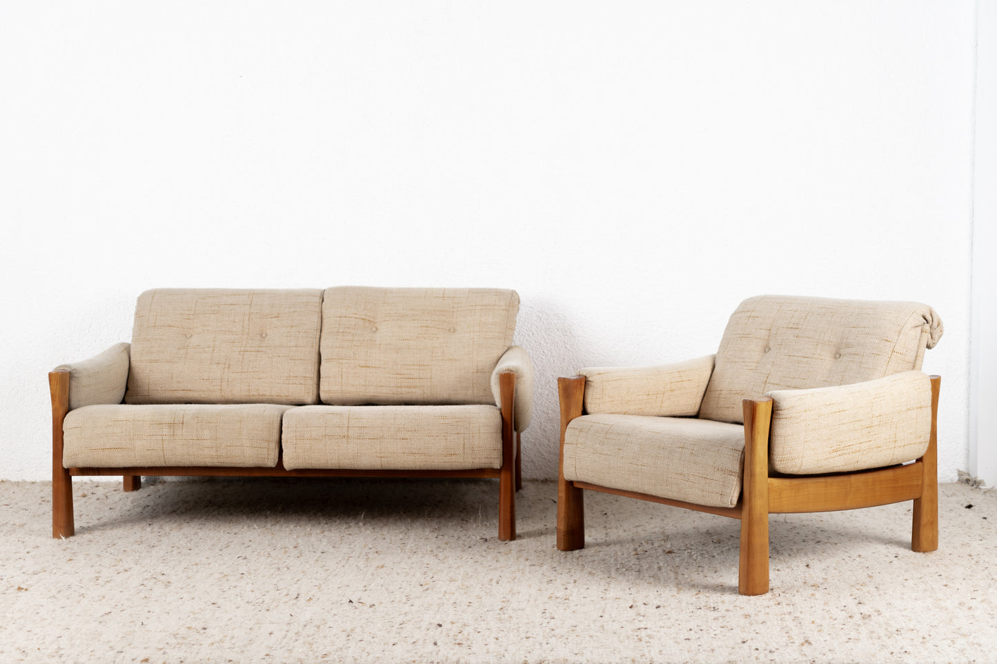 Vintage Sessel Massivholz Beige Mid Century Stuhl Nuss Holz