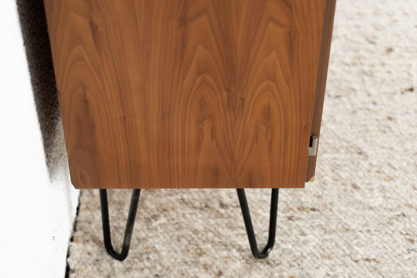 Vintage Kommode Schränkchen Holz Nuss Mid Century Schuhkommode Sideboard DDR