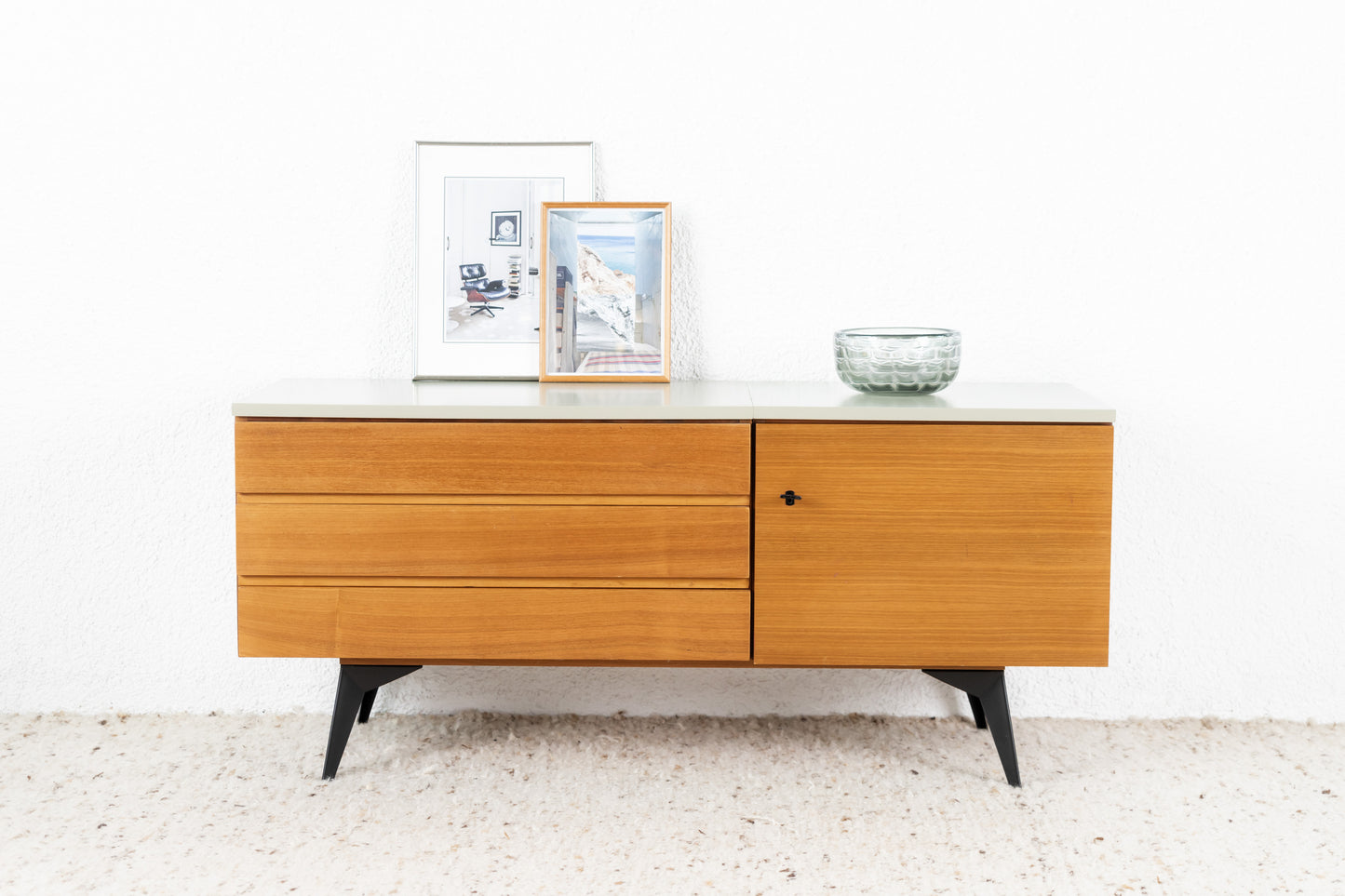 Nuss Sideboard Schubladen