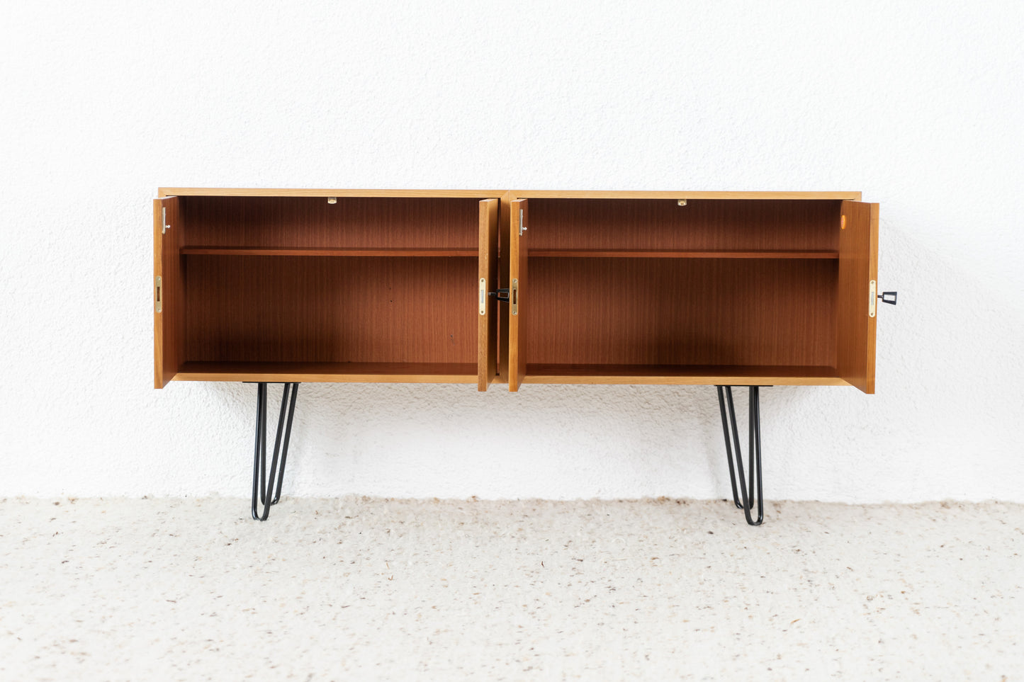 WHB Sideboard Nuss
