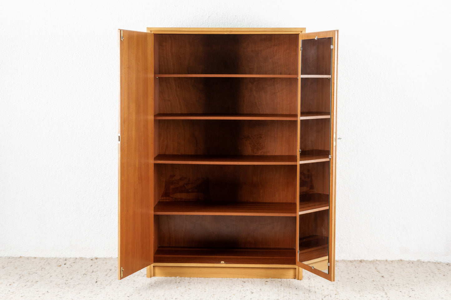 Kleiderschrank WK Möbel Nuss