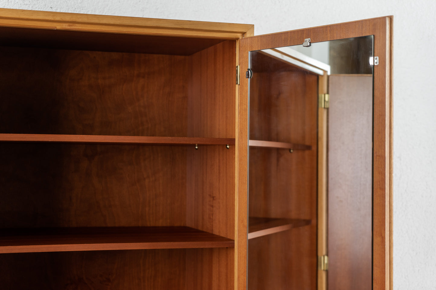 Kleiderschrank WK Möbel Nuss