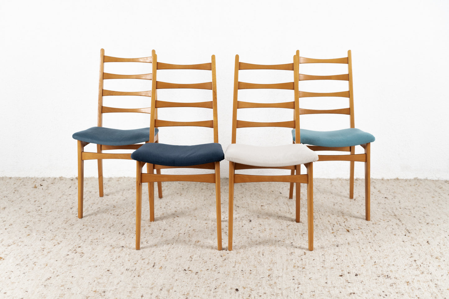 4er Set Vintage Stühle Massivholz Mid Century 60s 1960er Esszimmer Küche Stuhl Esstisch