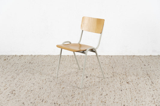 Vintage Stuhl Küche Esstisch Industrial Stapelstuhl  Holz Buche Metall Schul