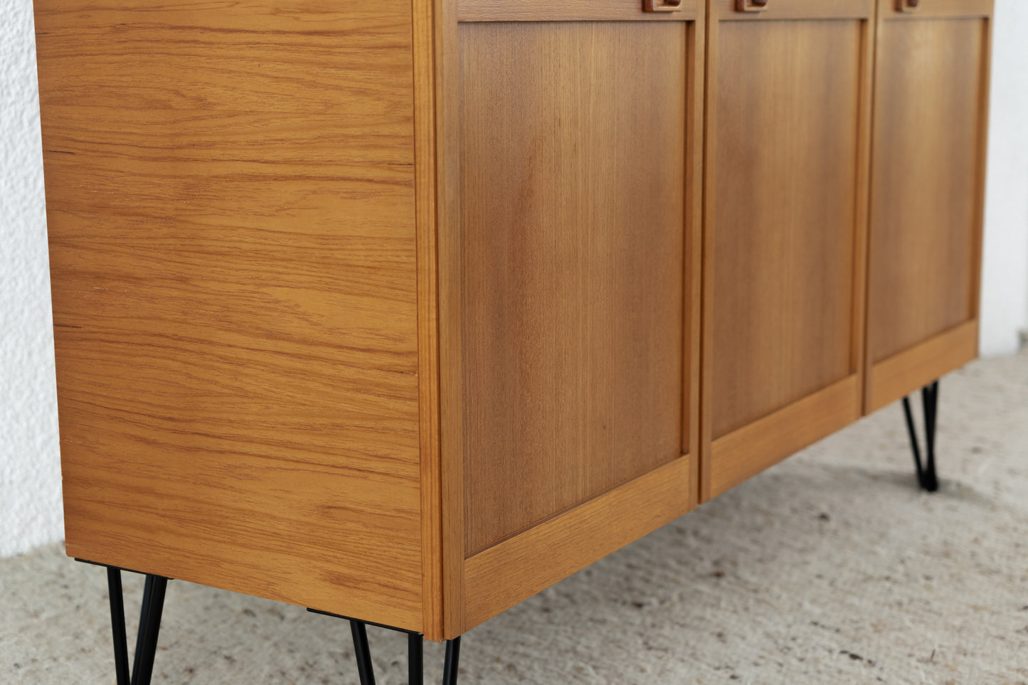 Vintage Teak Kleiderschrank Kommode Highboard SEN Möbel Schrank Holz Mid Century