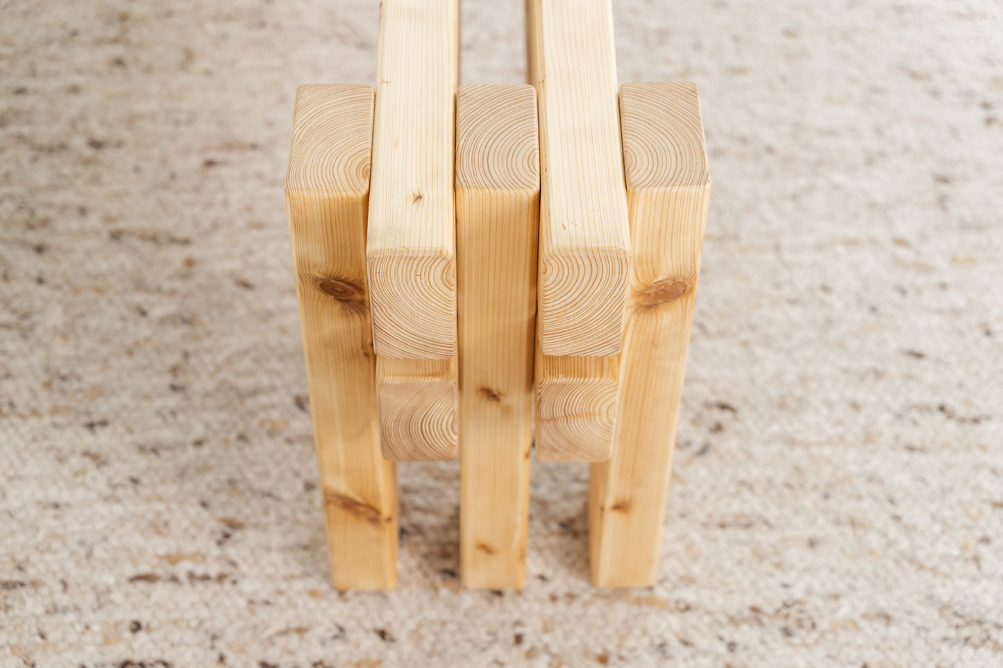 R&F Bank Vollholz brutalistisch Esstisch Flur Stuhl Sitzbank