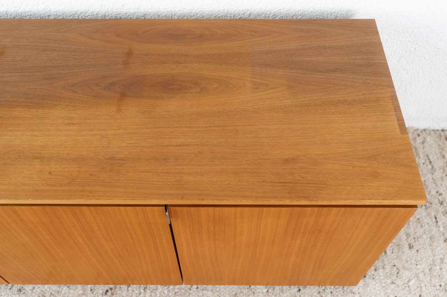 Sideboard Low Nuss