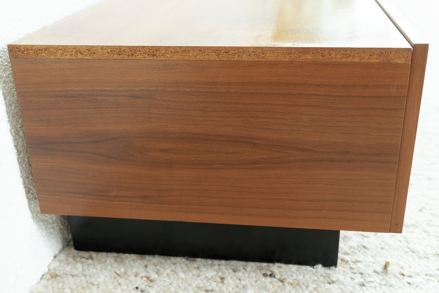 Nussbaum Schubladen Lowboard Sideboard