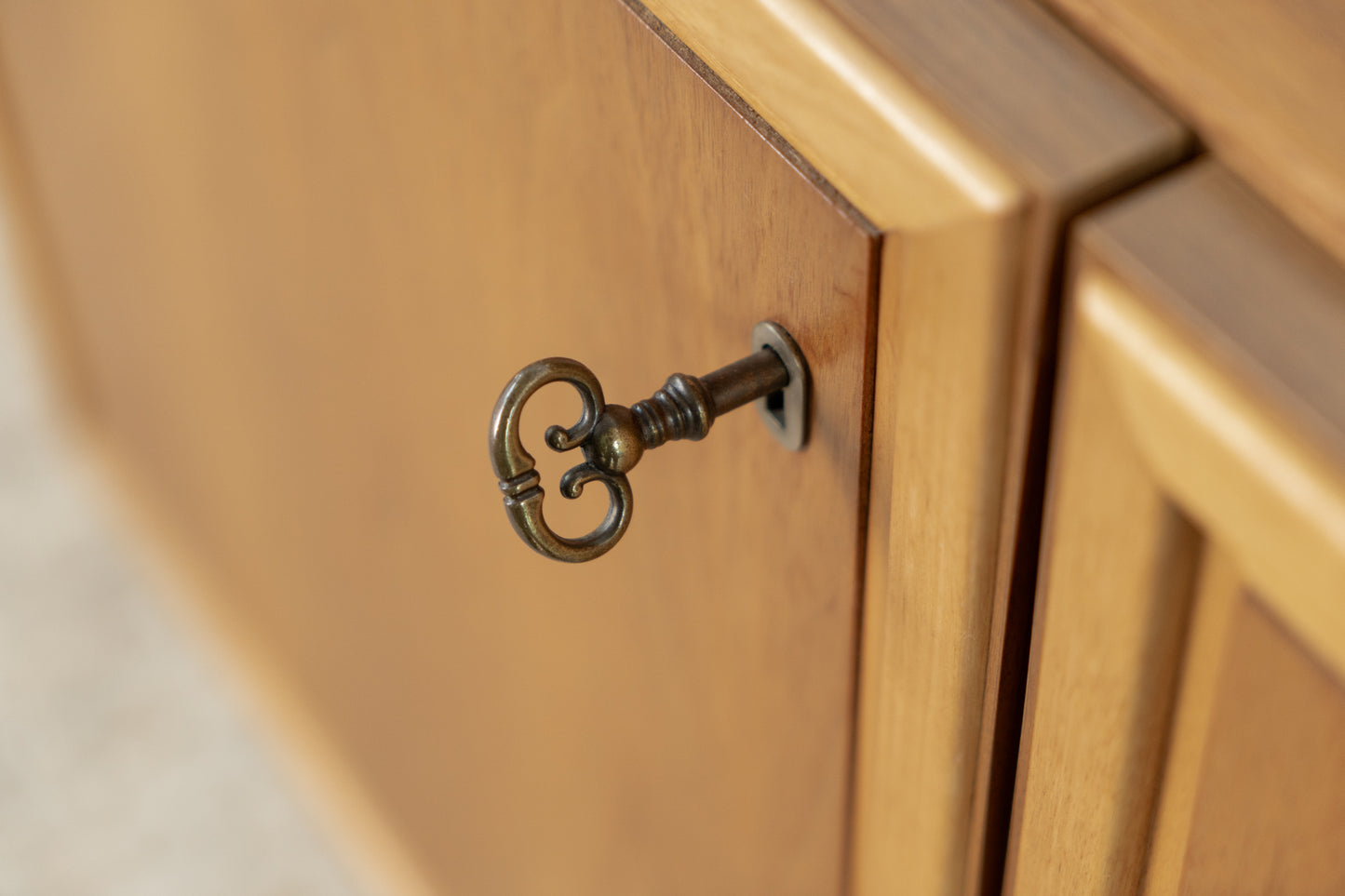 Vintage Sideboard Kommode Schubladen Palette