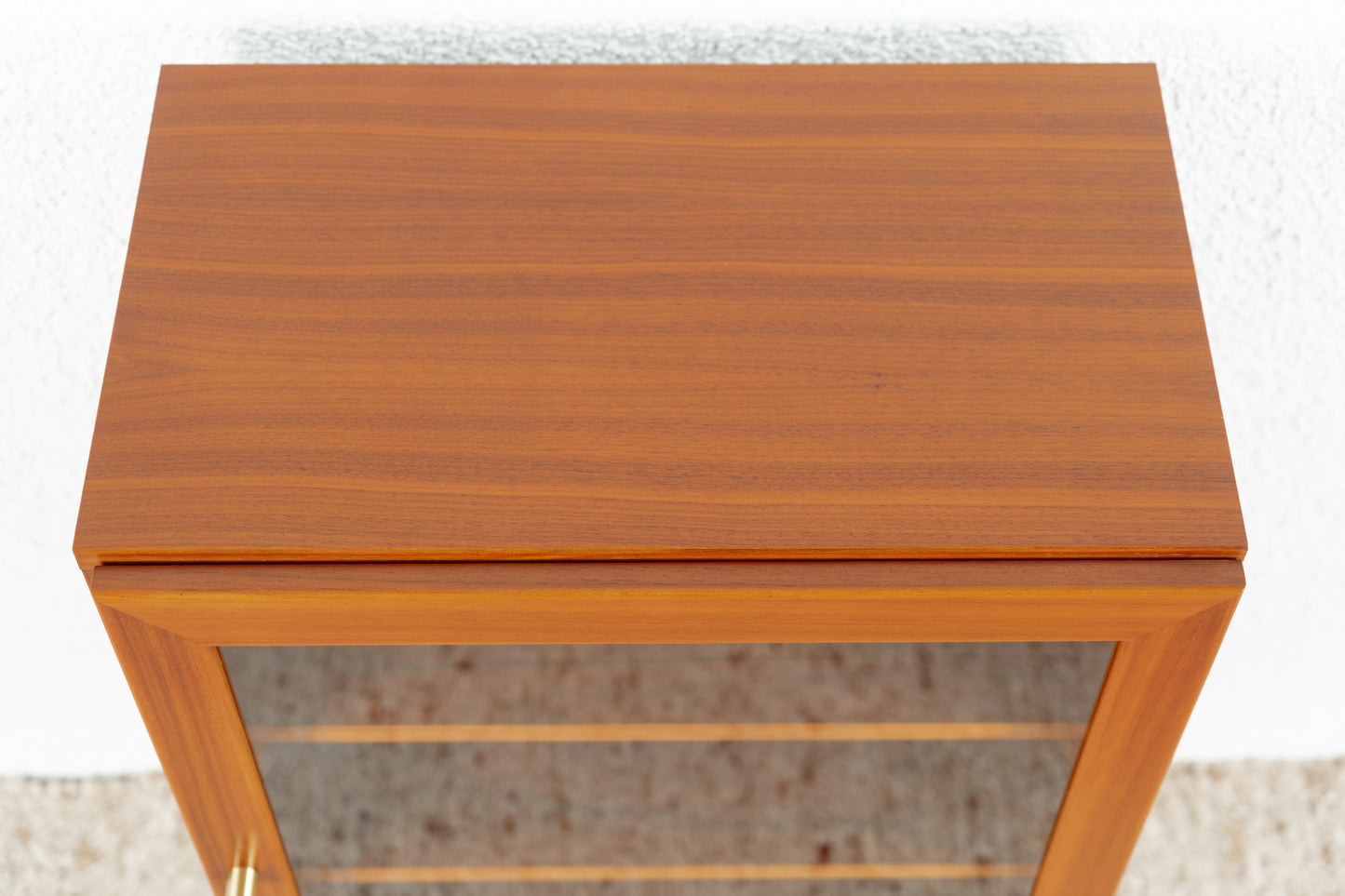 Vitrine Kommode Mid Century Nuss Holz