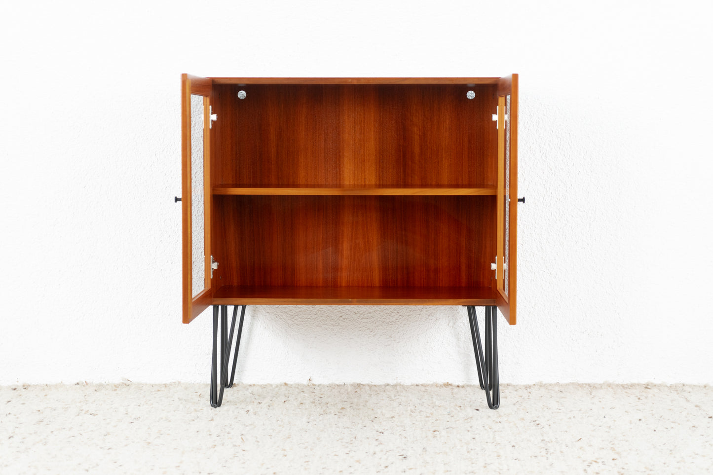 Vitrine Kommode Mid Century Nuss Holz Sideboard 1960