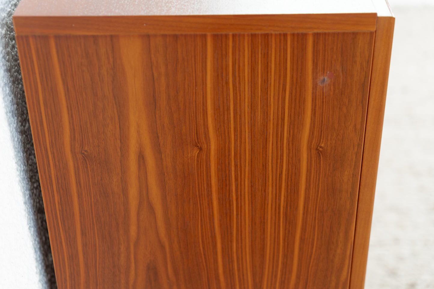 Vitrine Kommode Mid Century Nuss Holz Sideboard 1960