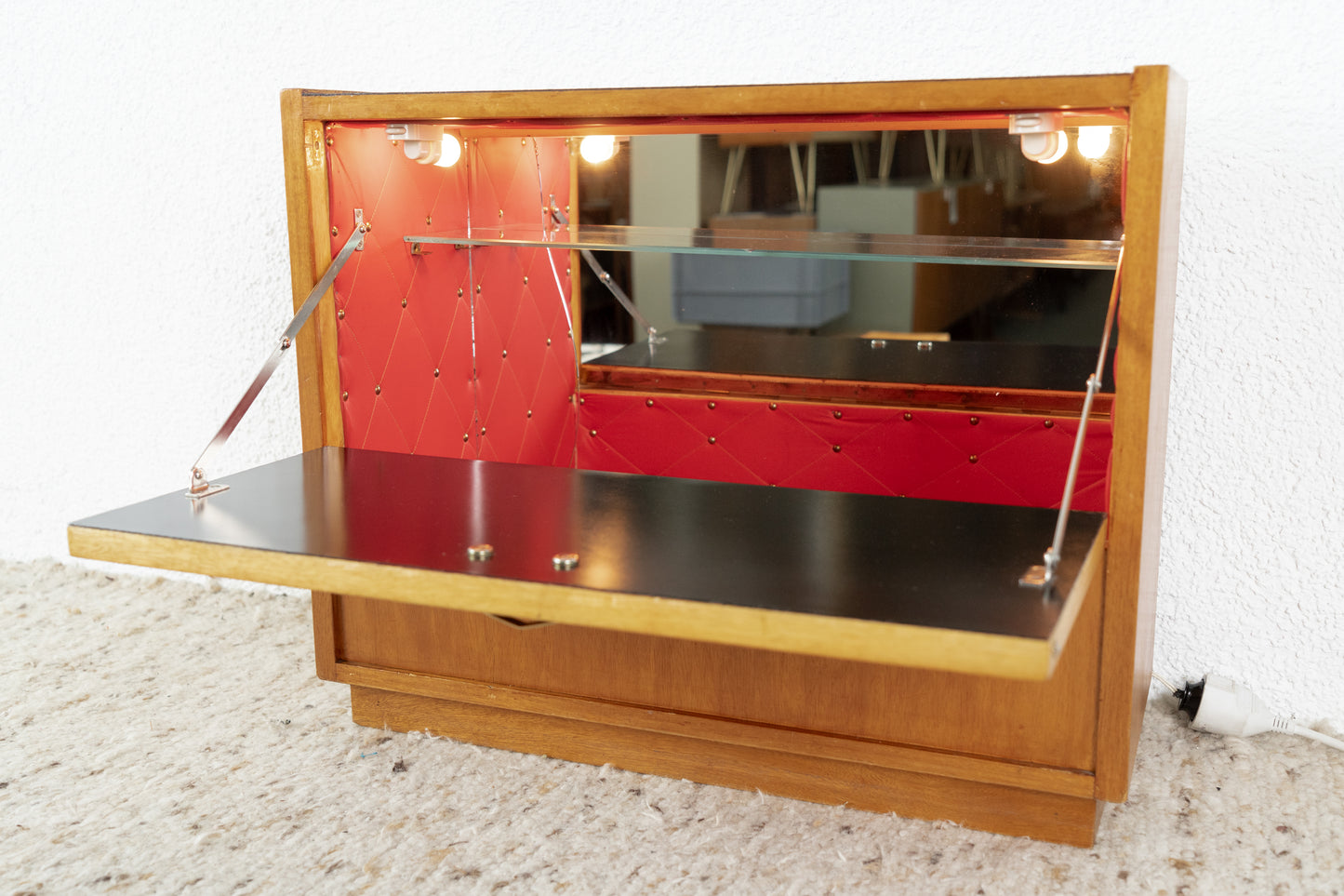 String Regal mit Kommode Minibar Vintage