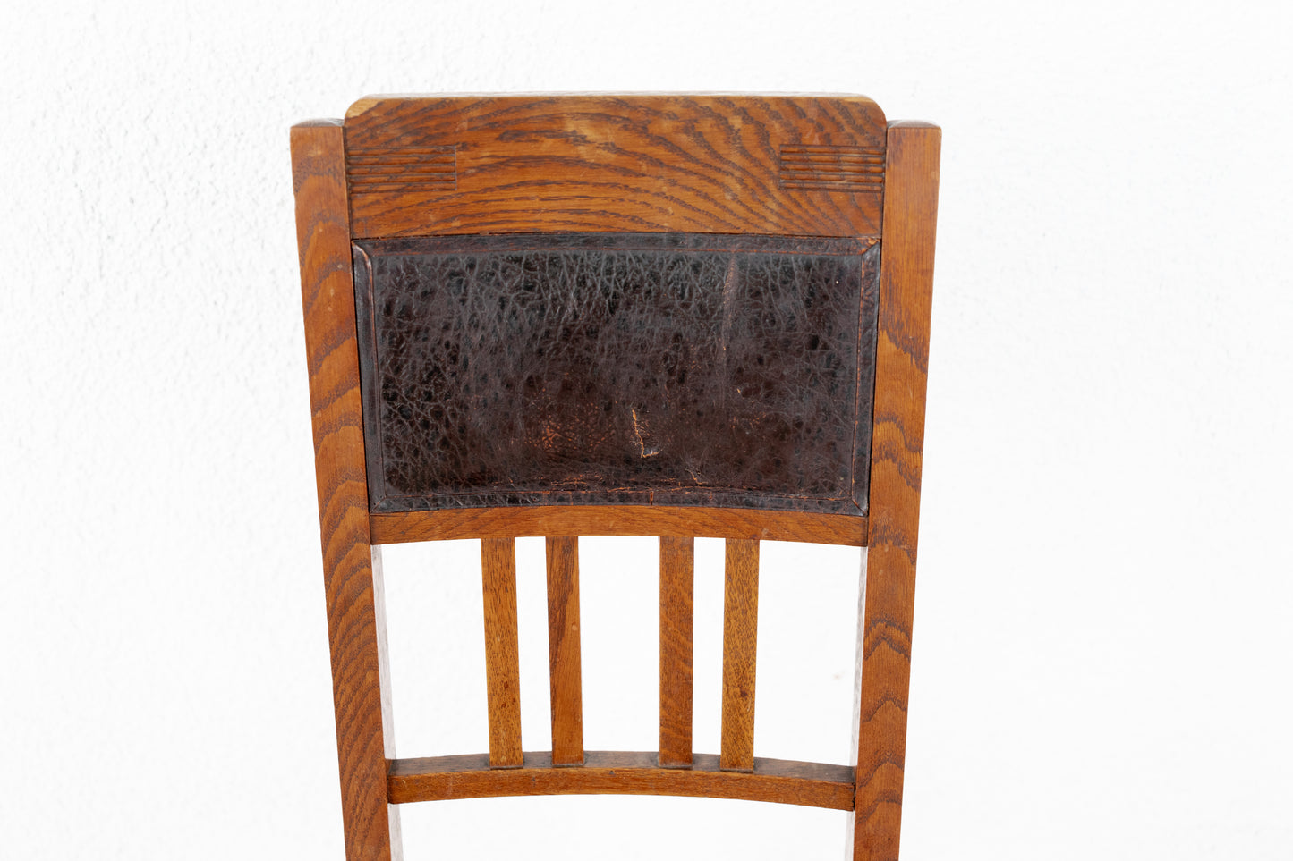 Avtik Stuhl Holz Leder