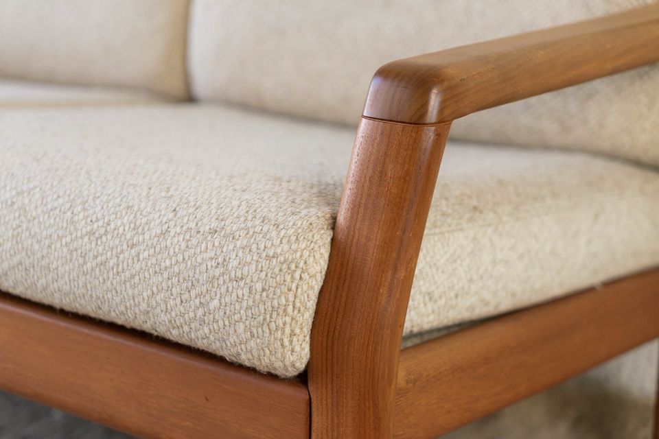 Dyrlund Sofa Teak