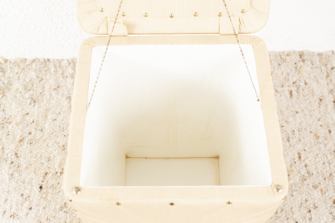 Box / Truhe