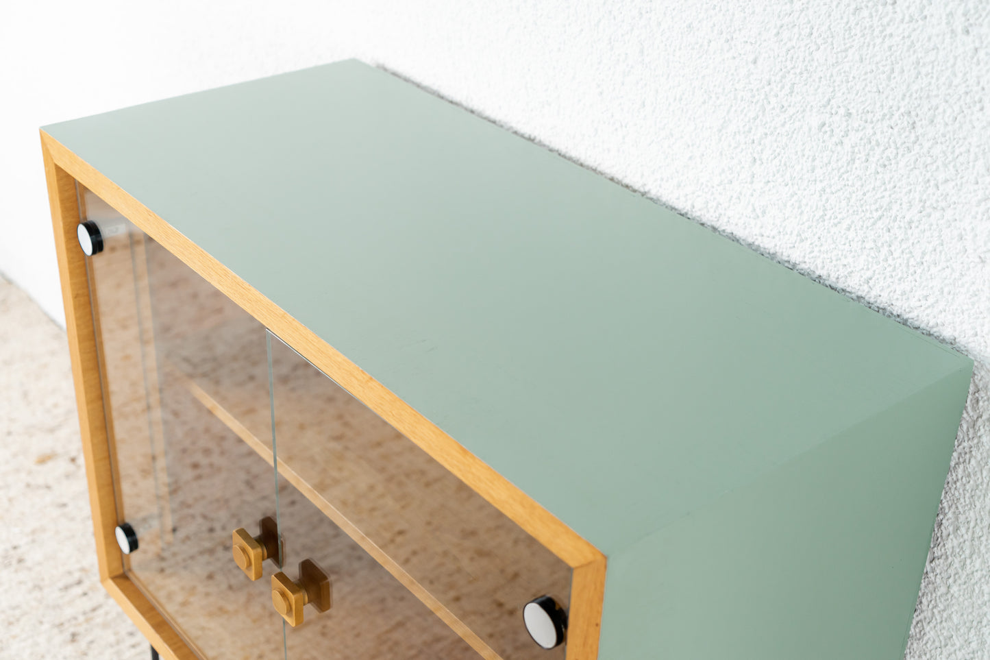 Vitrine / Kommode