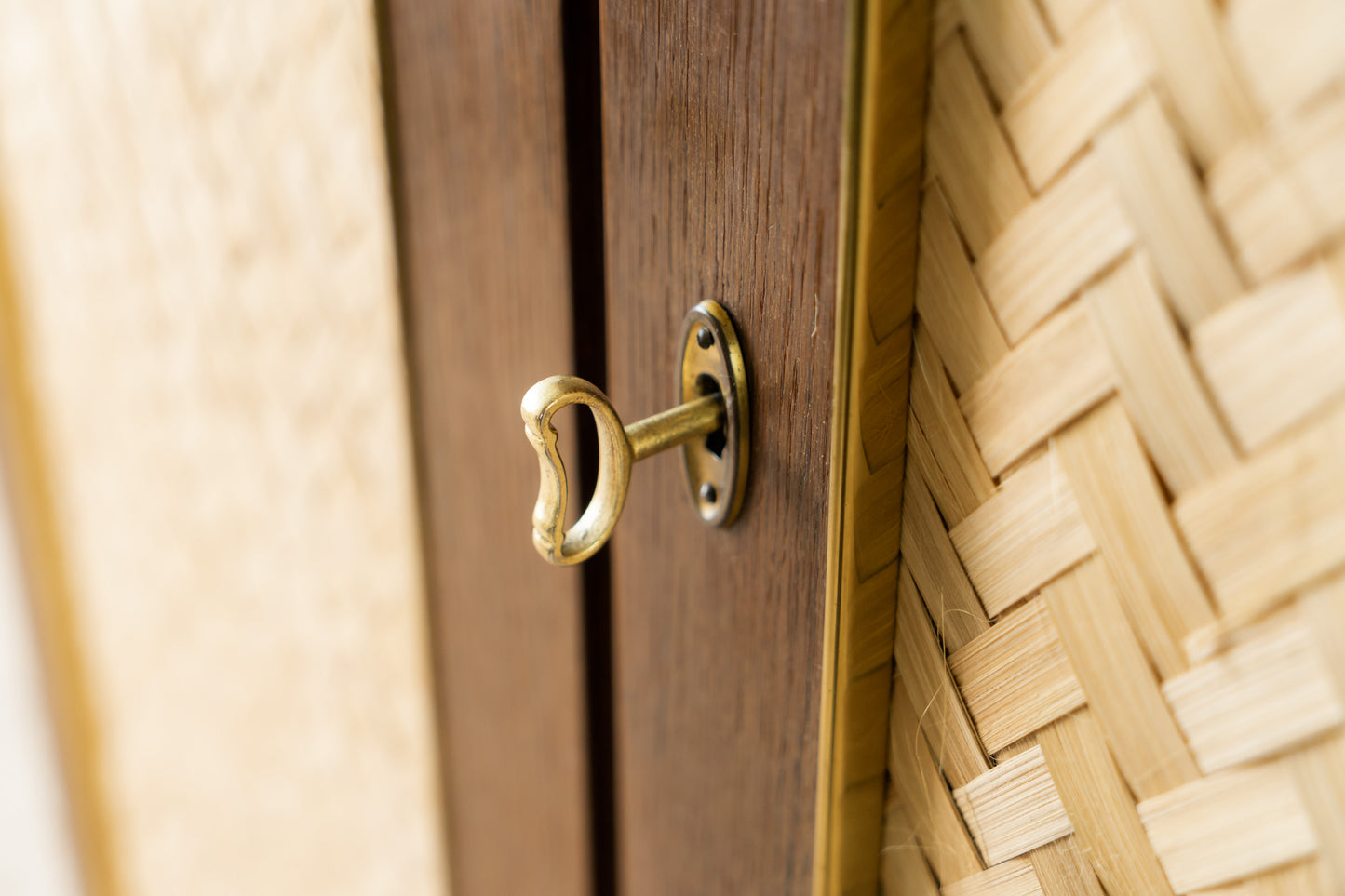 Kleiderschrank